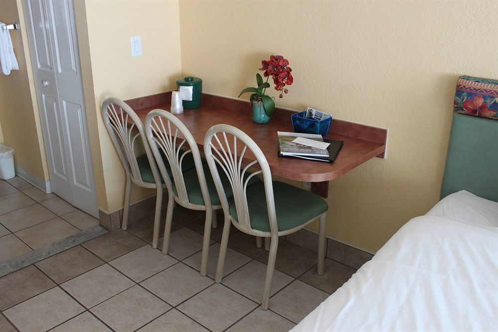 Sea Shells Club Hotel Daytona Beach