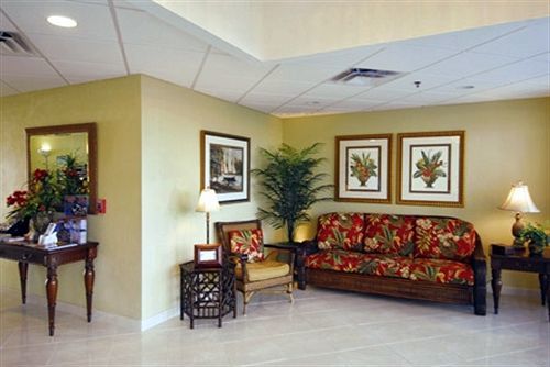 Hotel Emerald Shores - Daytona 2*