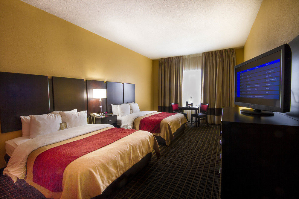 Hotel Clarion & Miami International Airport 2*