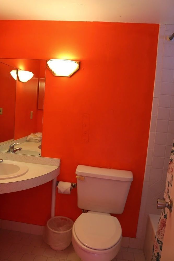 Motel Camelot Waterfront 3*