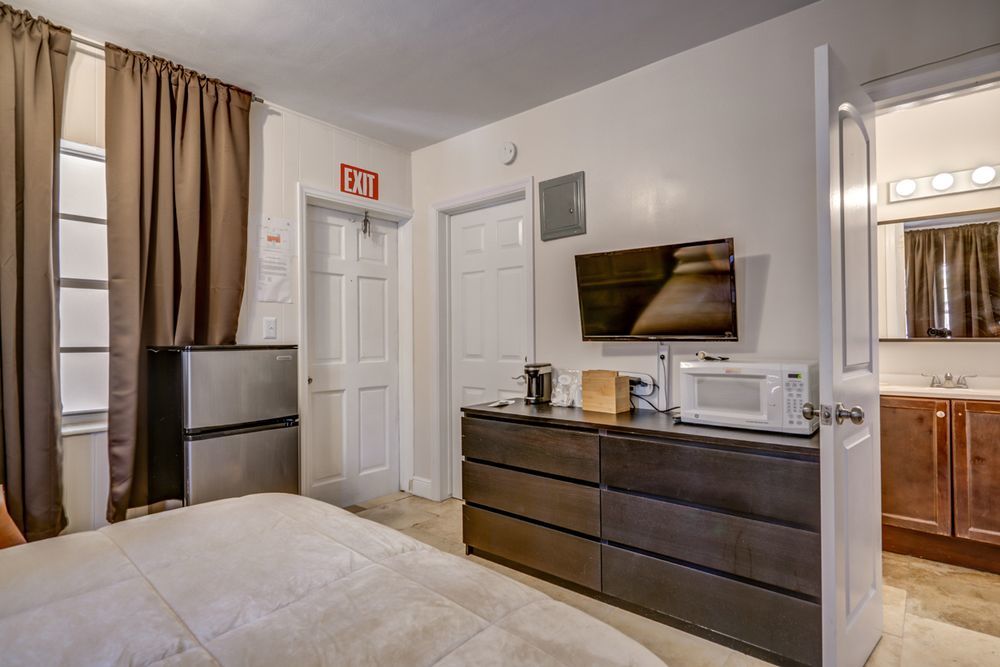 Hotel Sea Steps By Lowkl Pompano Beach