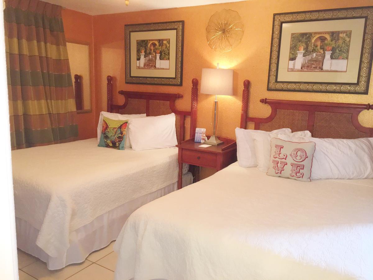 Beach House Cabanas Hotel Treasure Island
