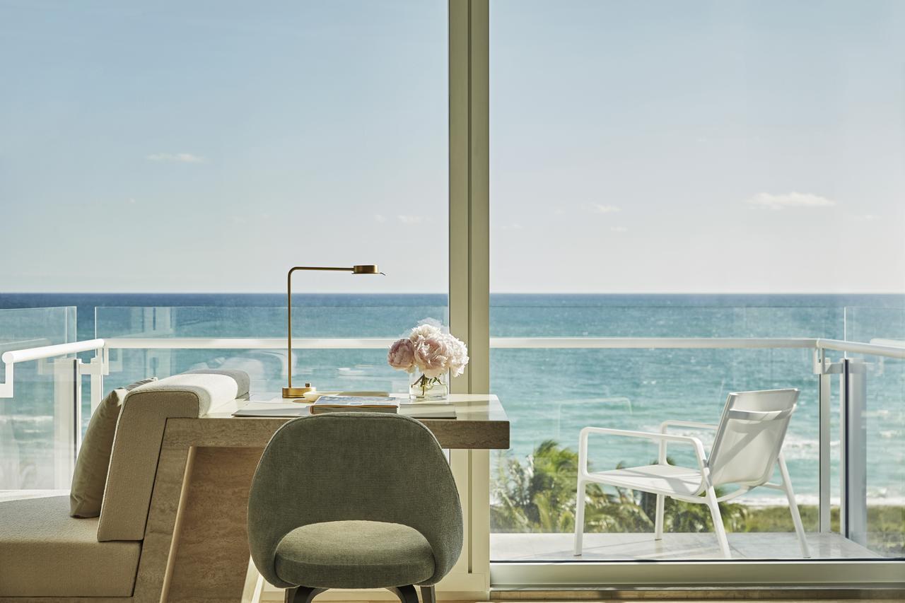 Four Seasons At The Surf Club Hotel 5*