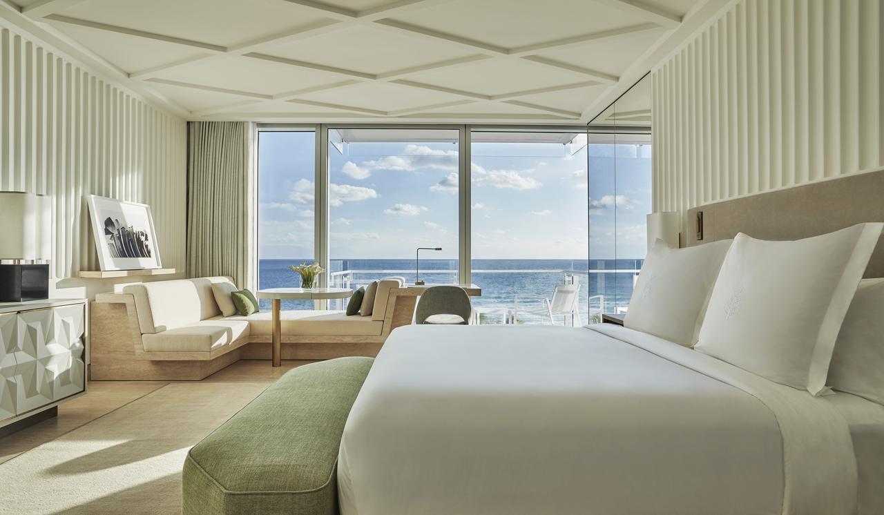 Four Seasons At The Surf Club Hotel 5*