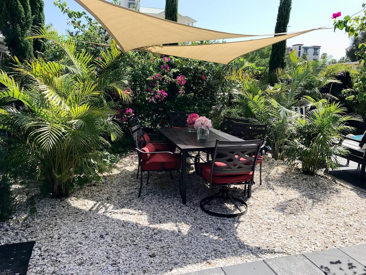 Hotel Beach House Cabanas