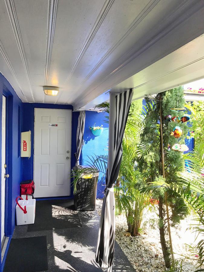 Beach House Cabanas Hotel Treasure Island