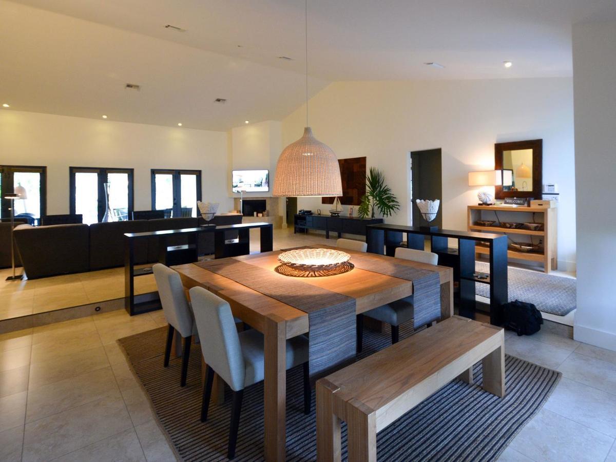 Dolphin Retreat - East Boca Raton