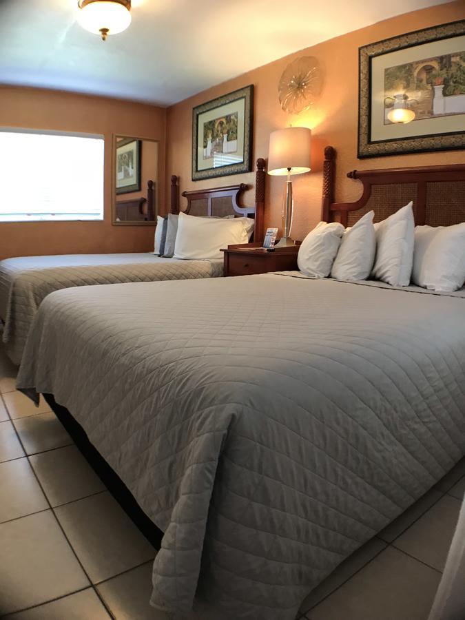 Beach House Cabanas Treasure Island