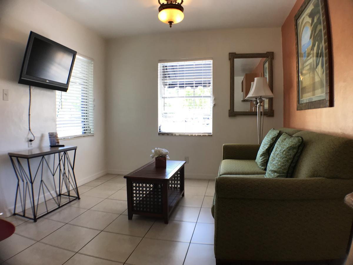Beach House Cabanas
