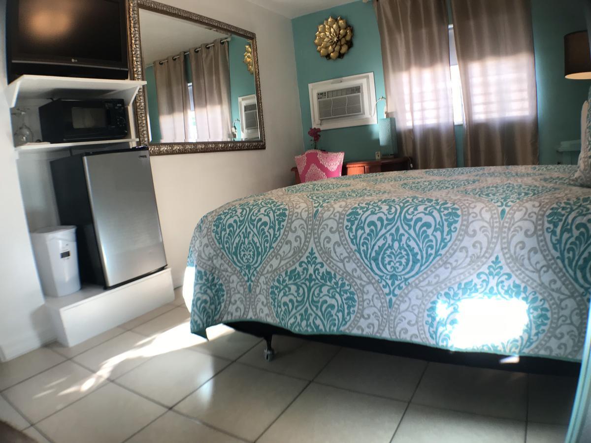 Beach House Cabanas