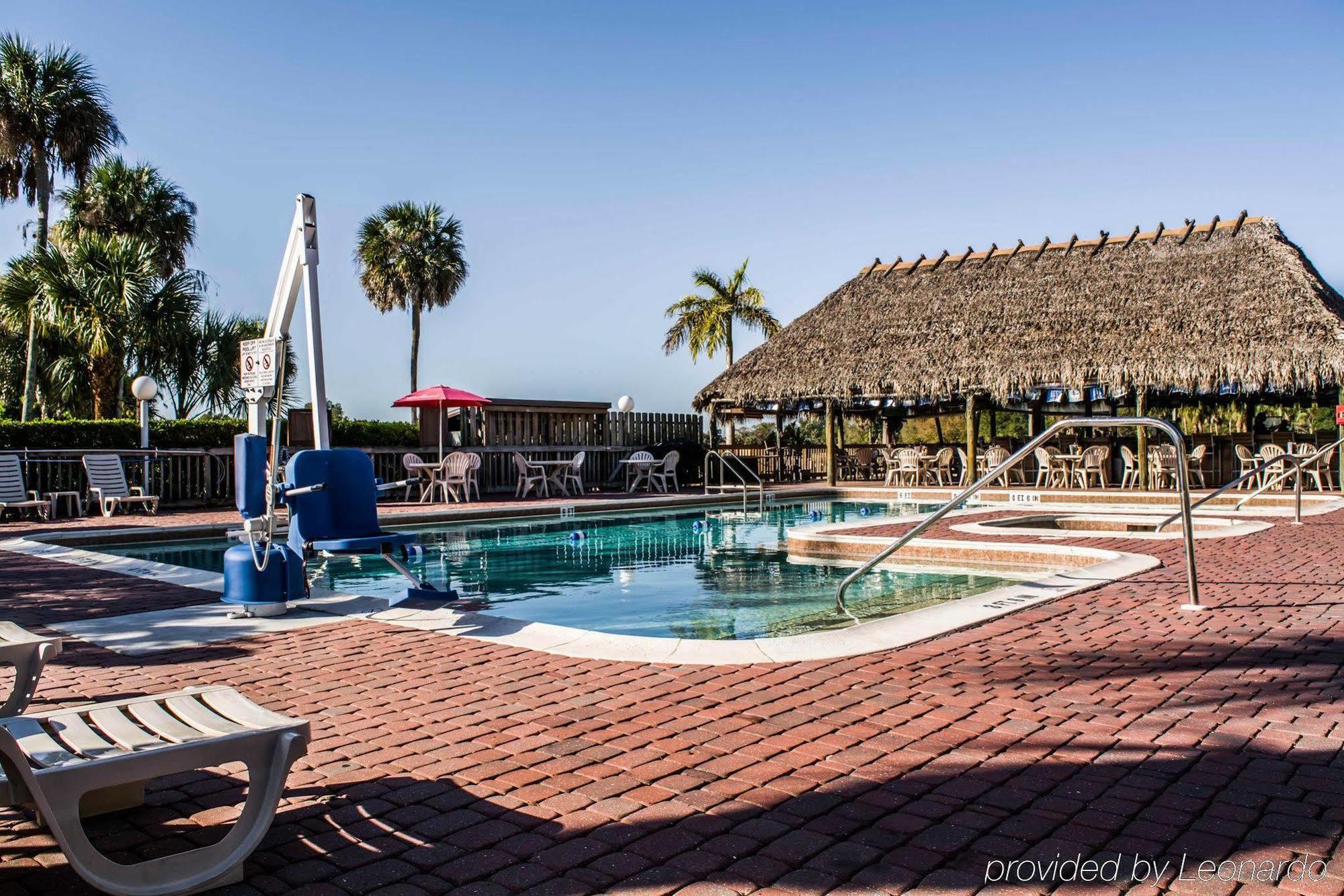 Resort Quality And Golf Naples