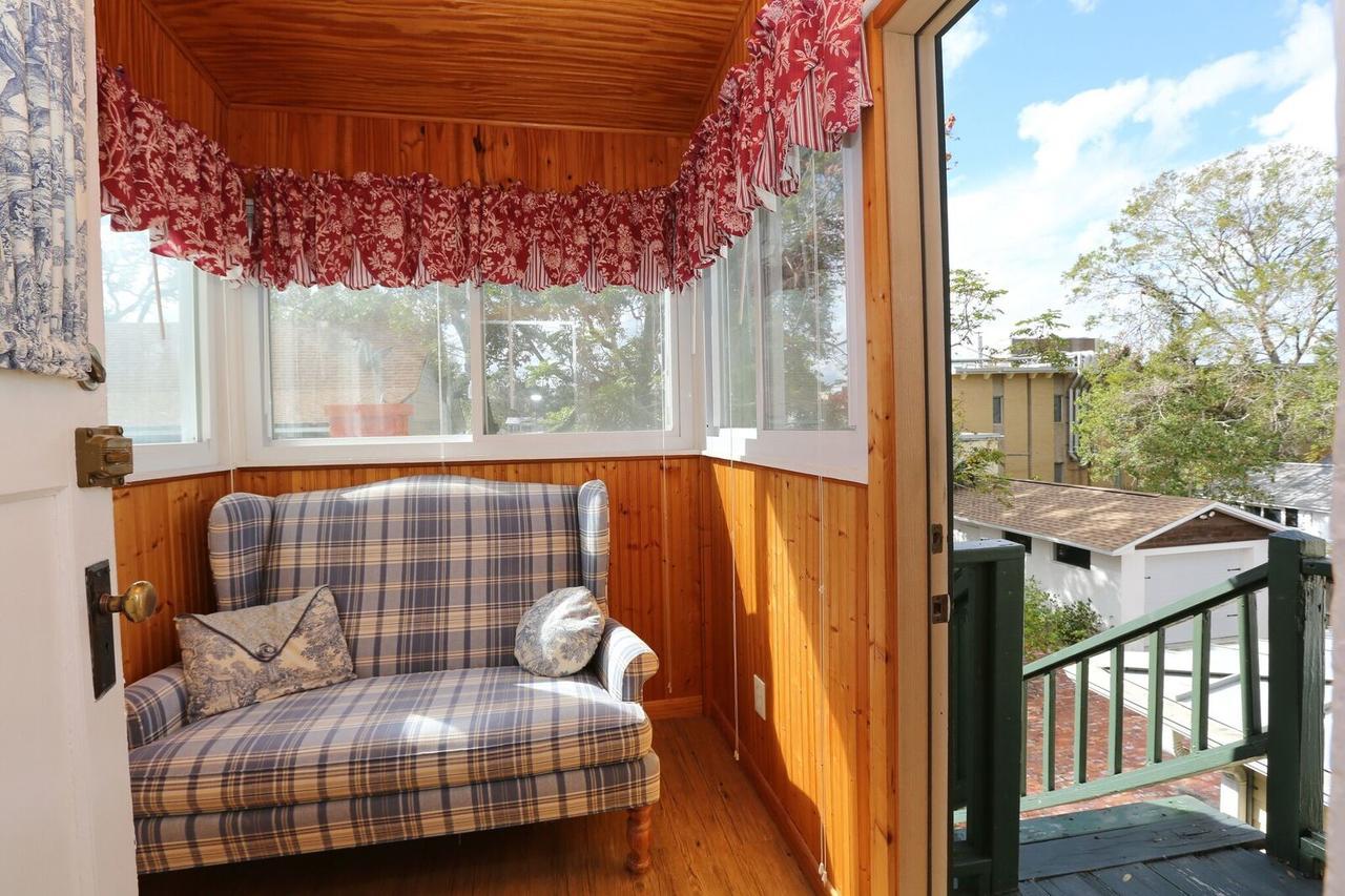 Historic Sevilla House (adults Only) Inn