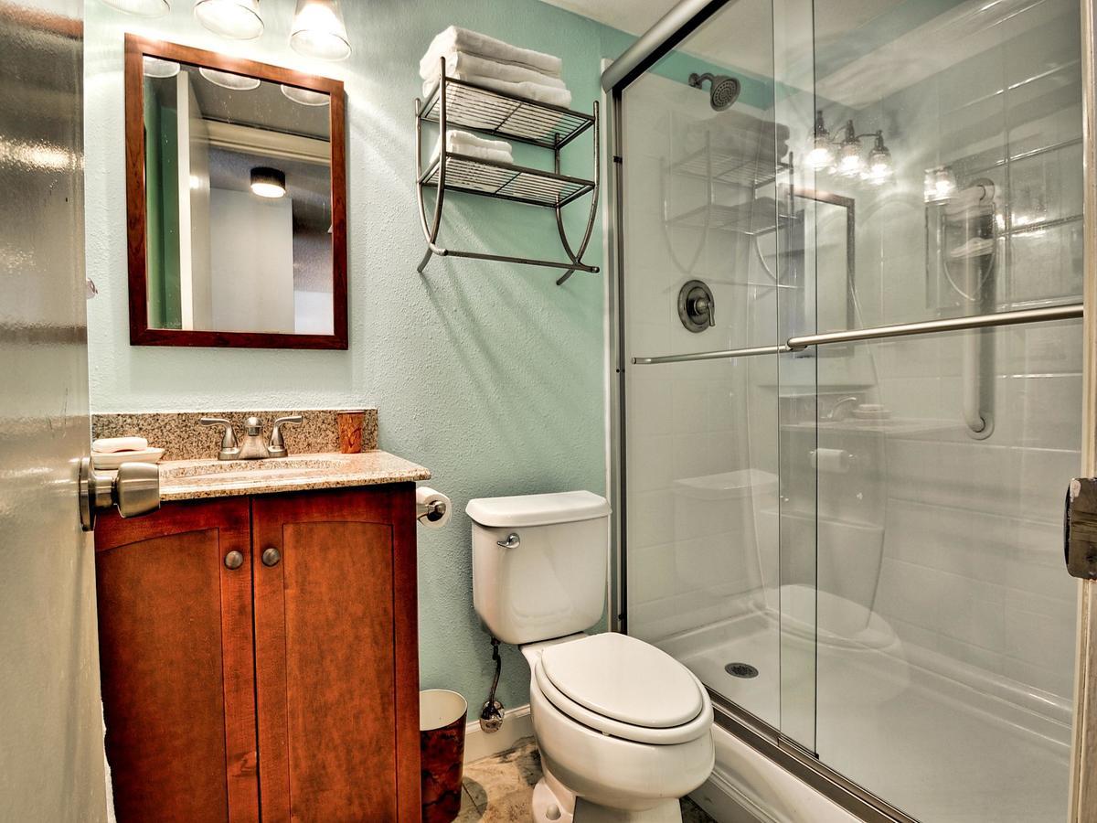 Apartment 440 West 808n Clearwater Beach