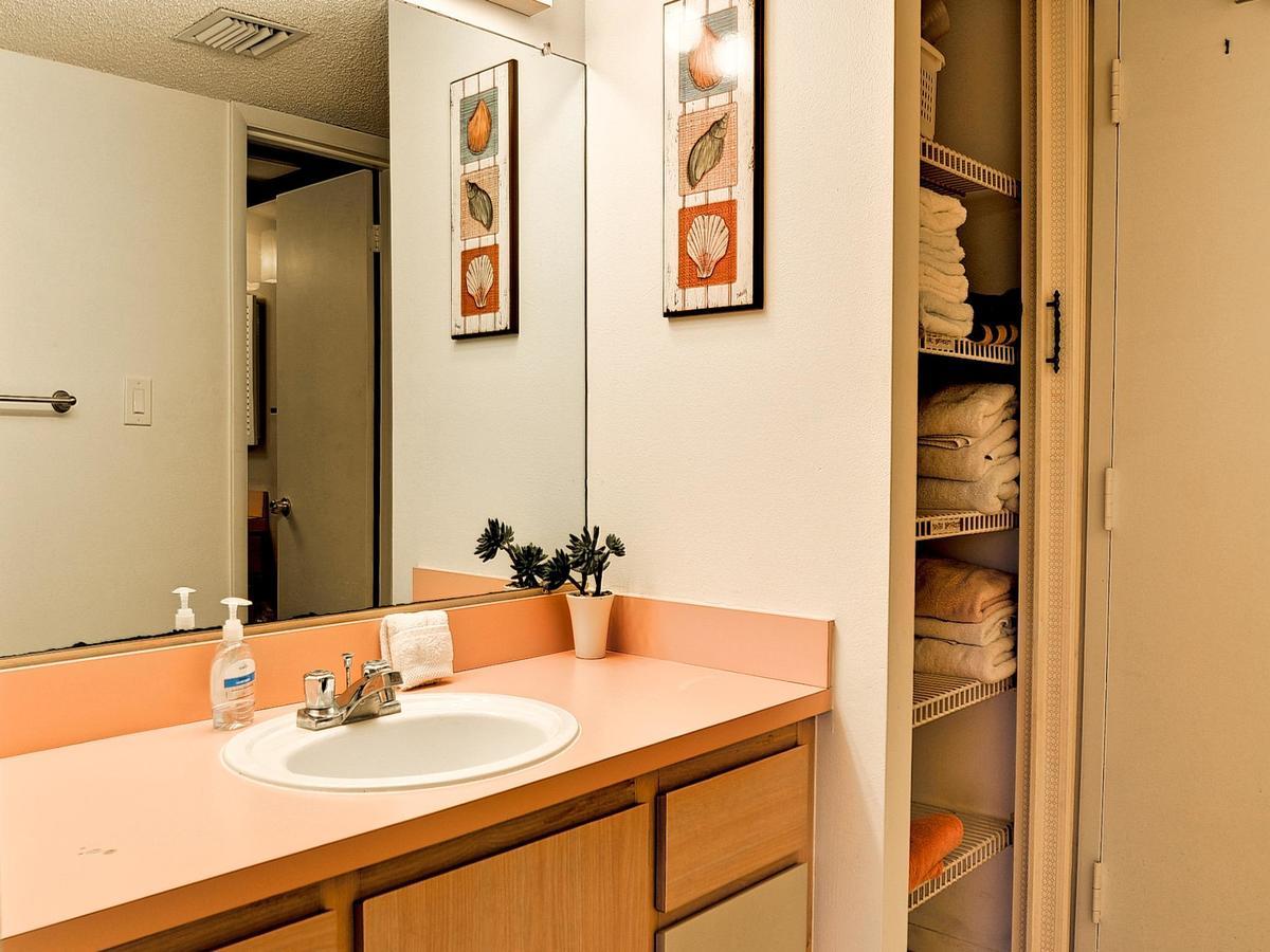 Apartment 440 West 408n Clearwater Beach