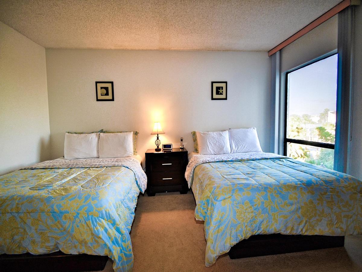 440 West 408n Clearwater Beach