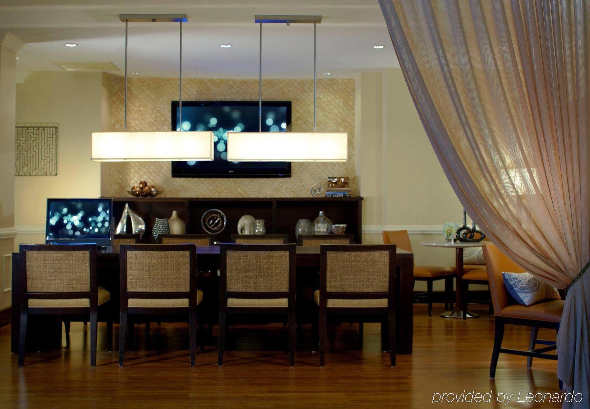 Renaissance Lauderdale Cruise Port 4*