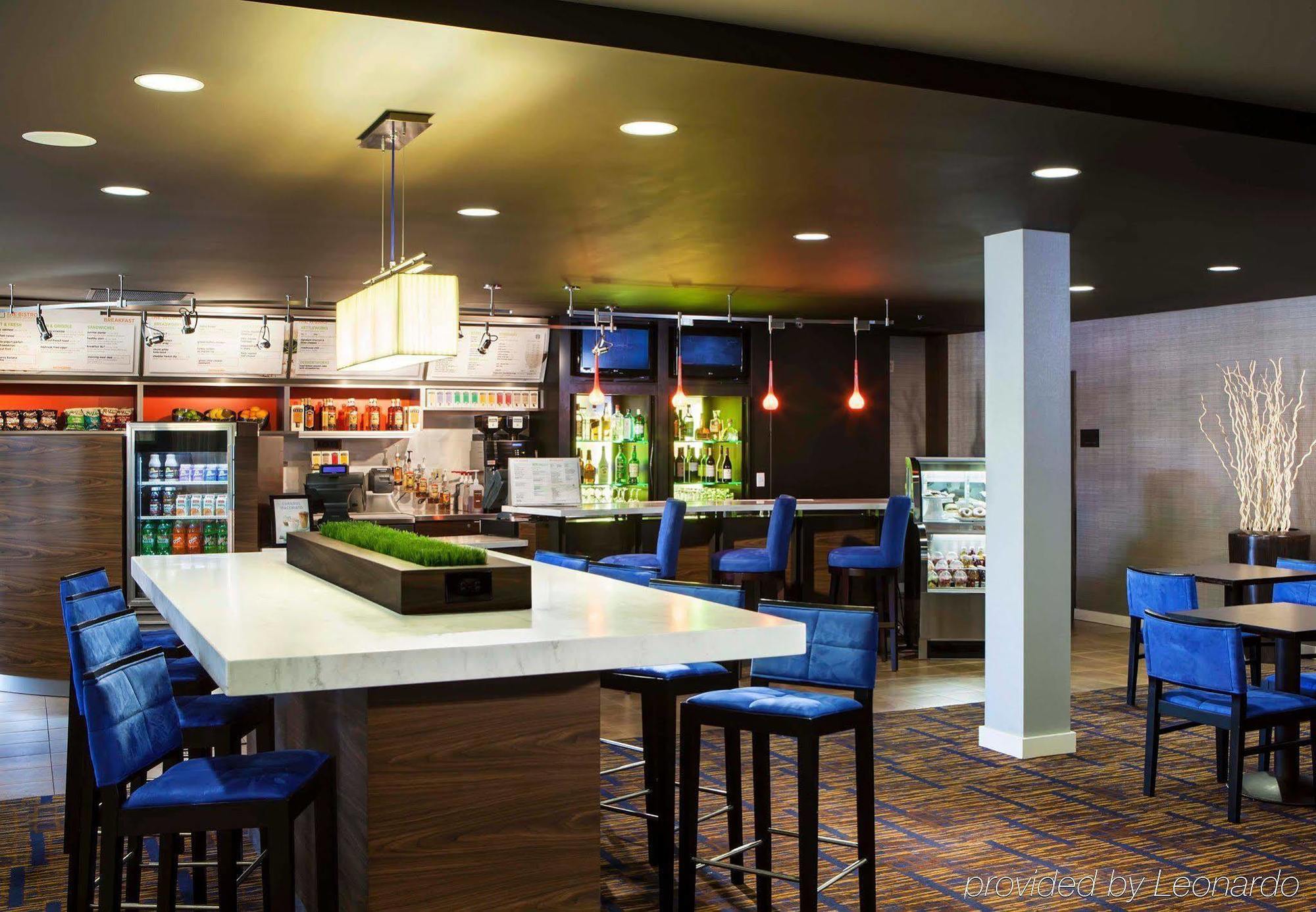 Courtyard By Marriott Miami Mall Hotel Aventura