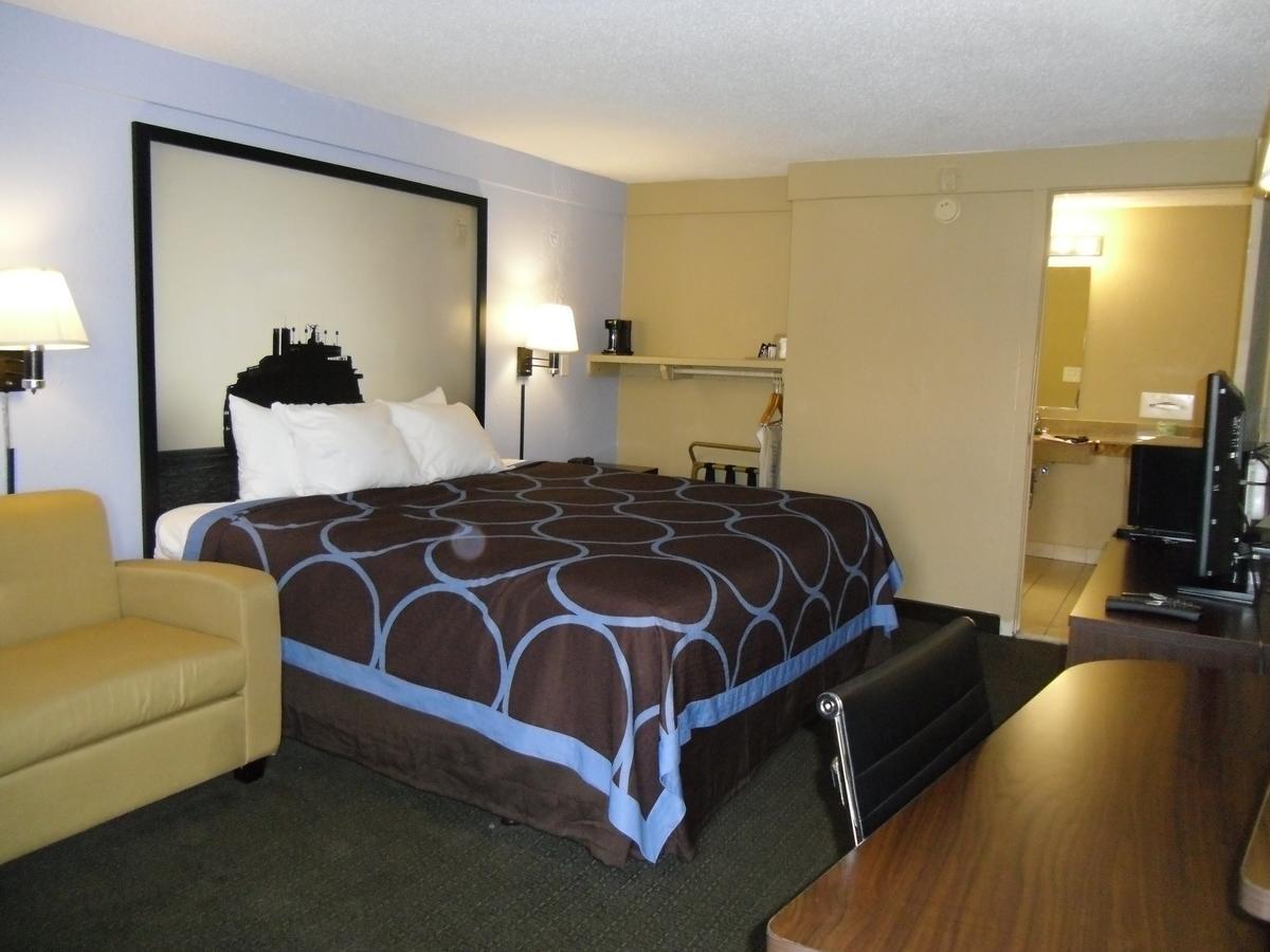 Super 8 By Wyndham West Palm 2* Lantana