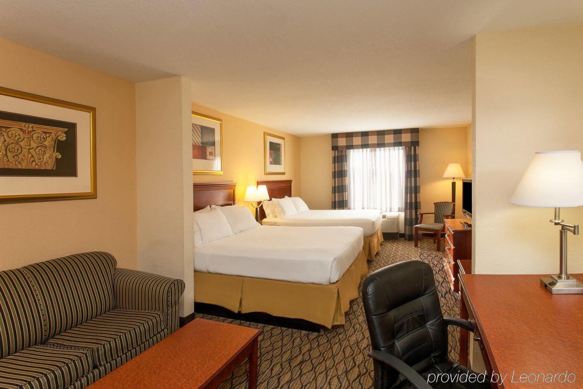 Express & Tampa-fairgrounds-casino By Ihg Tampa