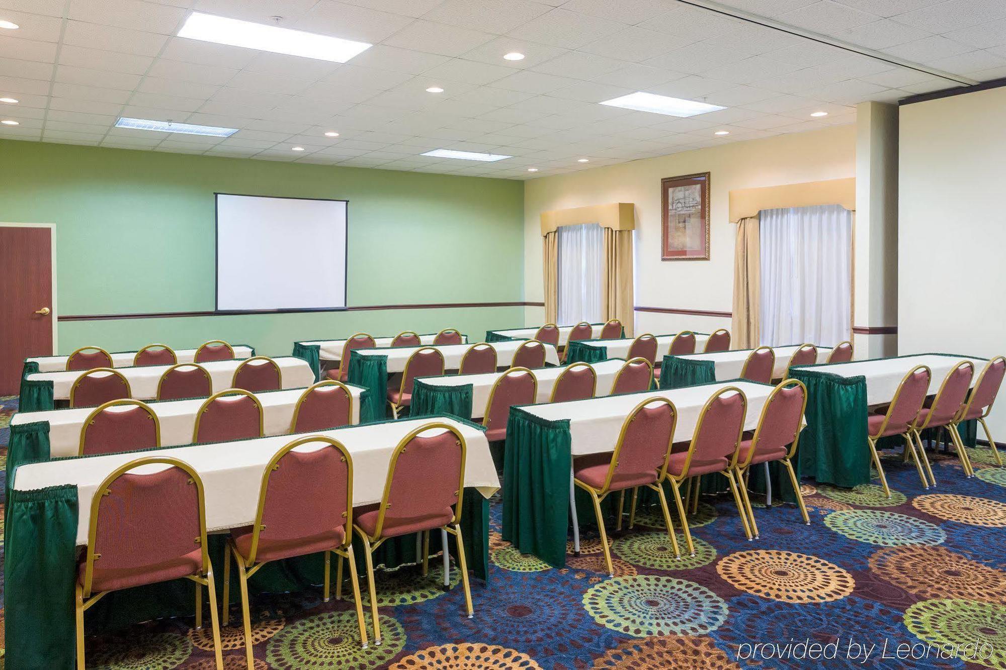 Express & Tampa-fairgrounds-casino By Ihg Hotel
