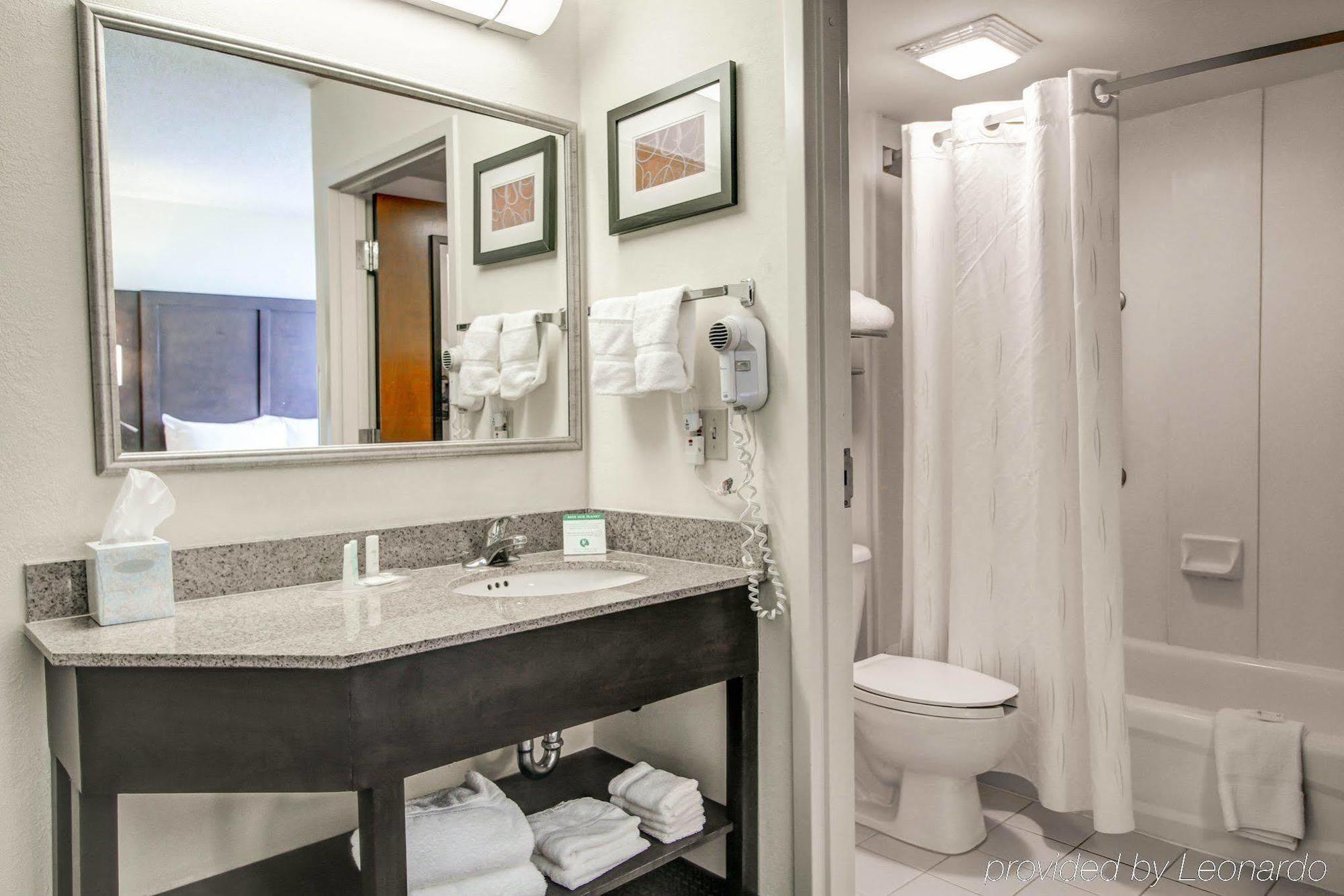 Hampton Lauderdale 3* Weston
