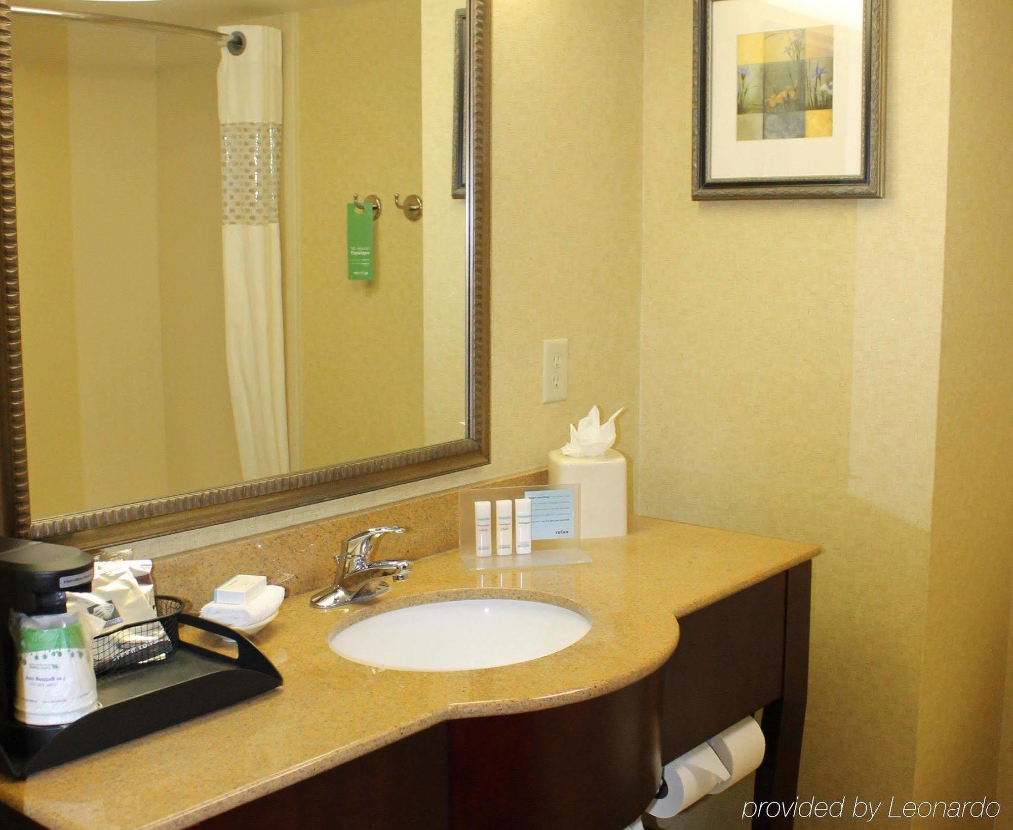 Hotel Hampton &