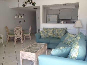 Coconuts Hotel 3*