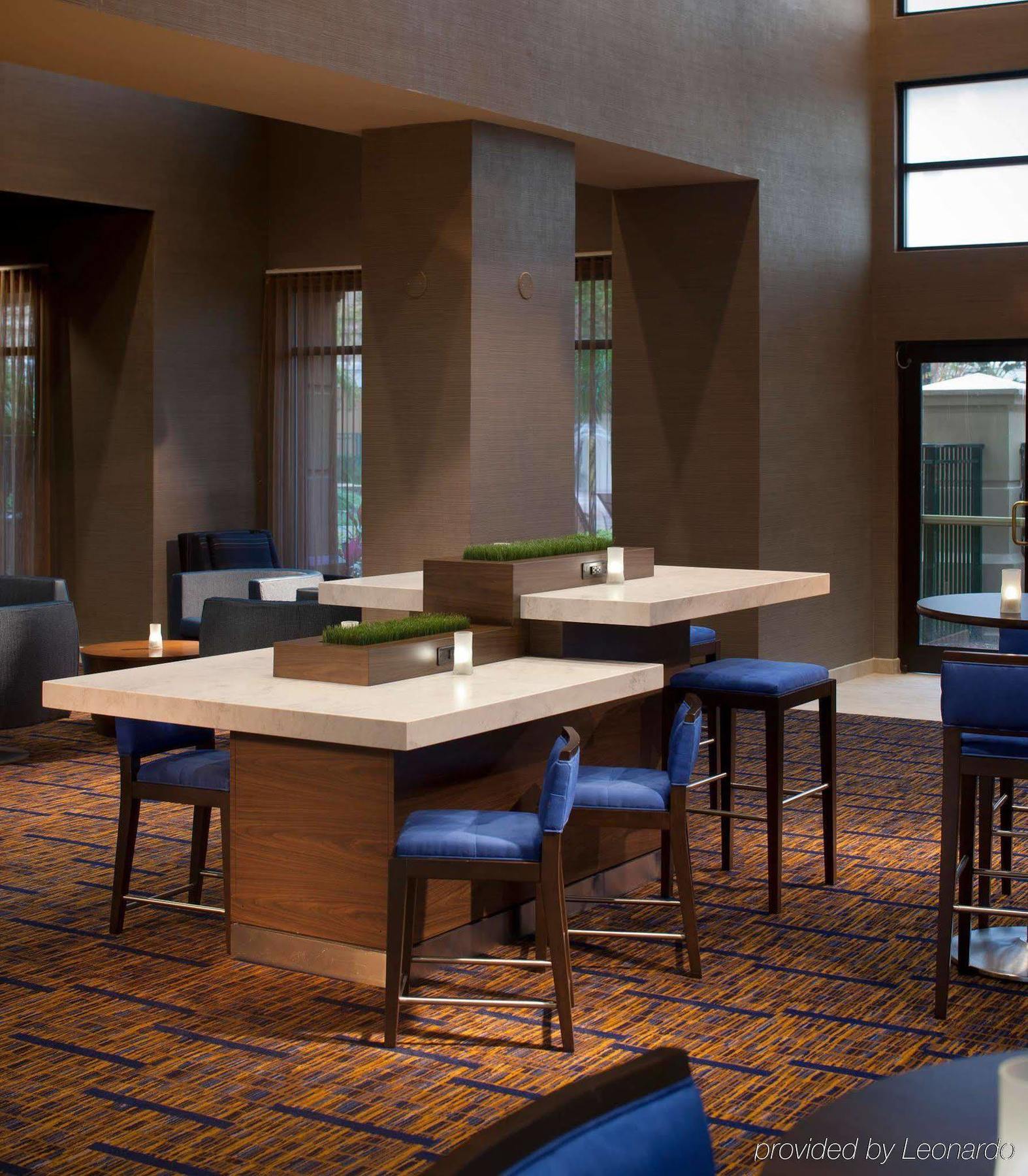 Courtyard By Marriott Orlando Buena Vista In The Marriott Village