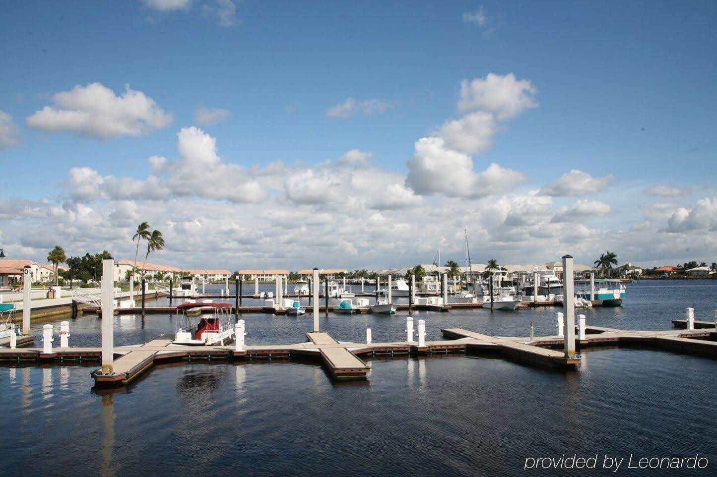 Port Of The Islands Adventure Resort 3*