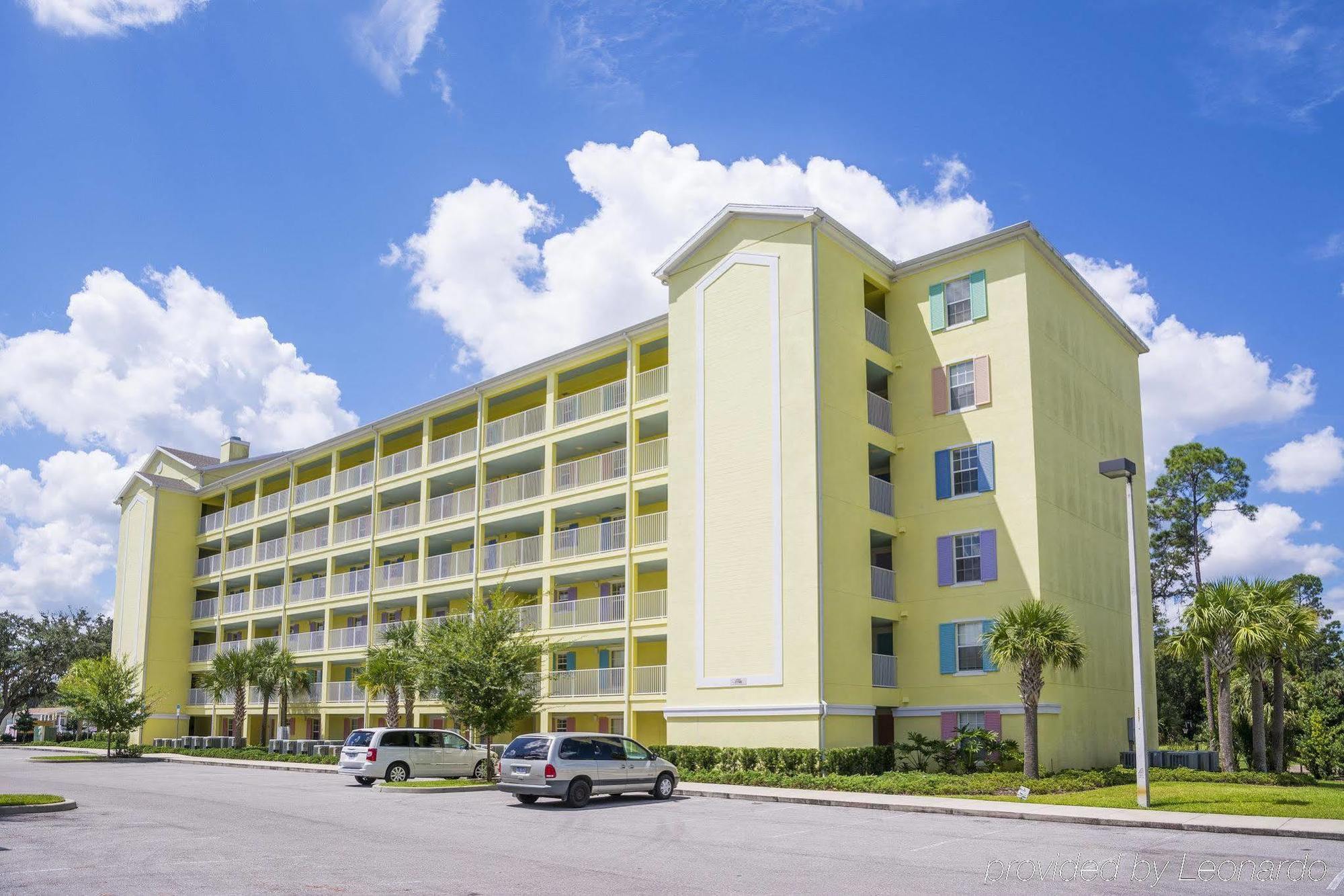 Barefoot'n Kissimmee