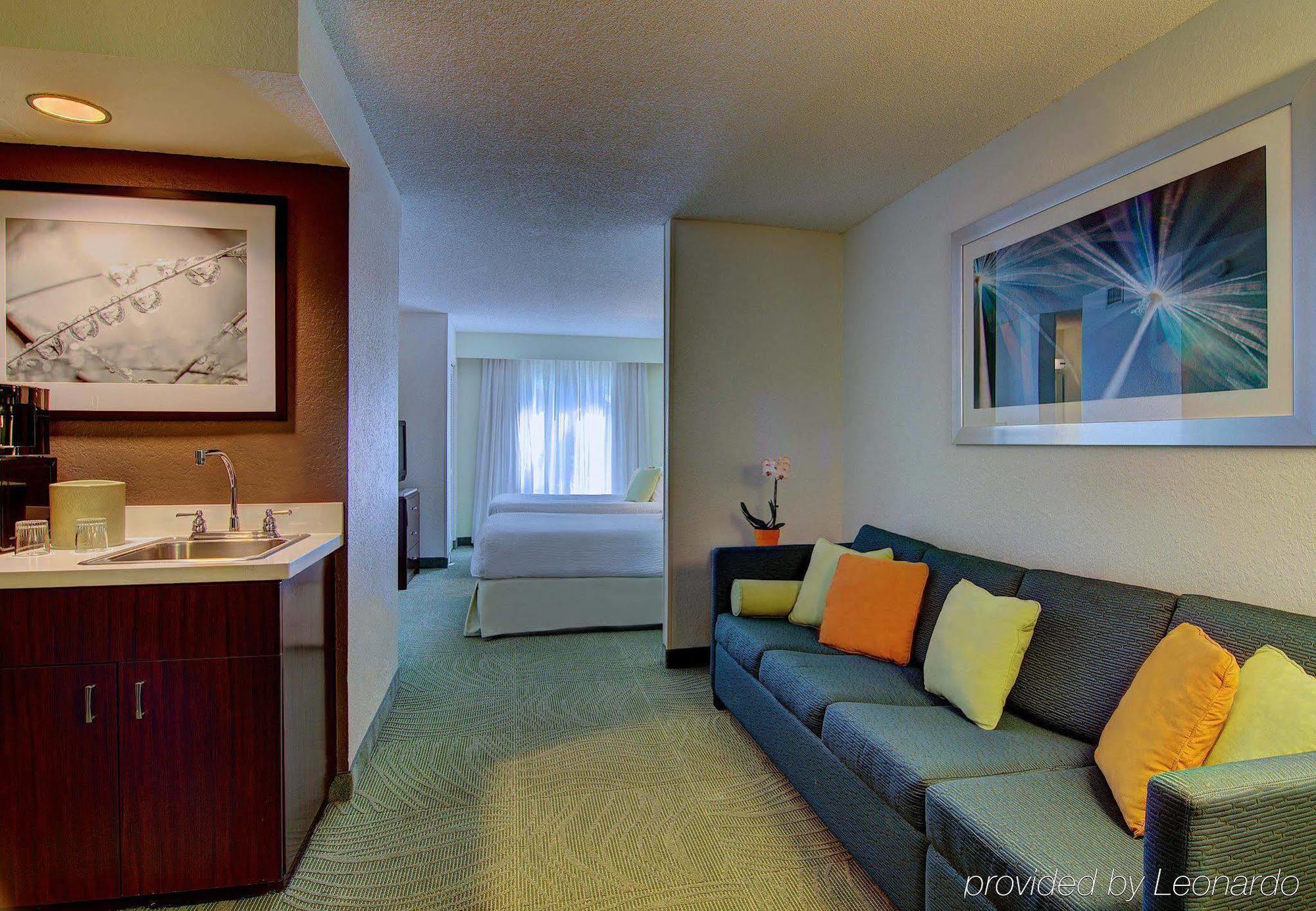 Springhill Hotel