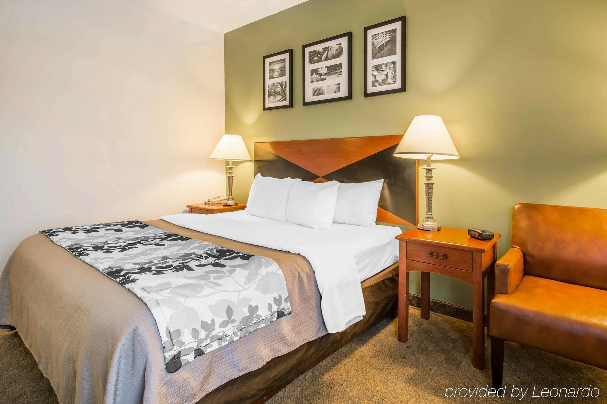 Garner Panama Northeast By Ihg Hotel