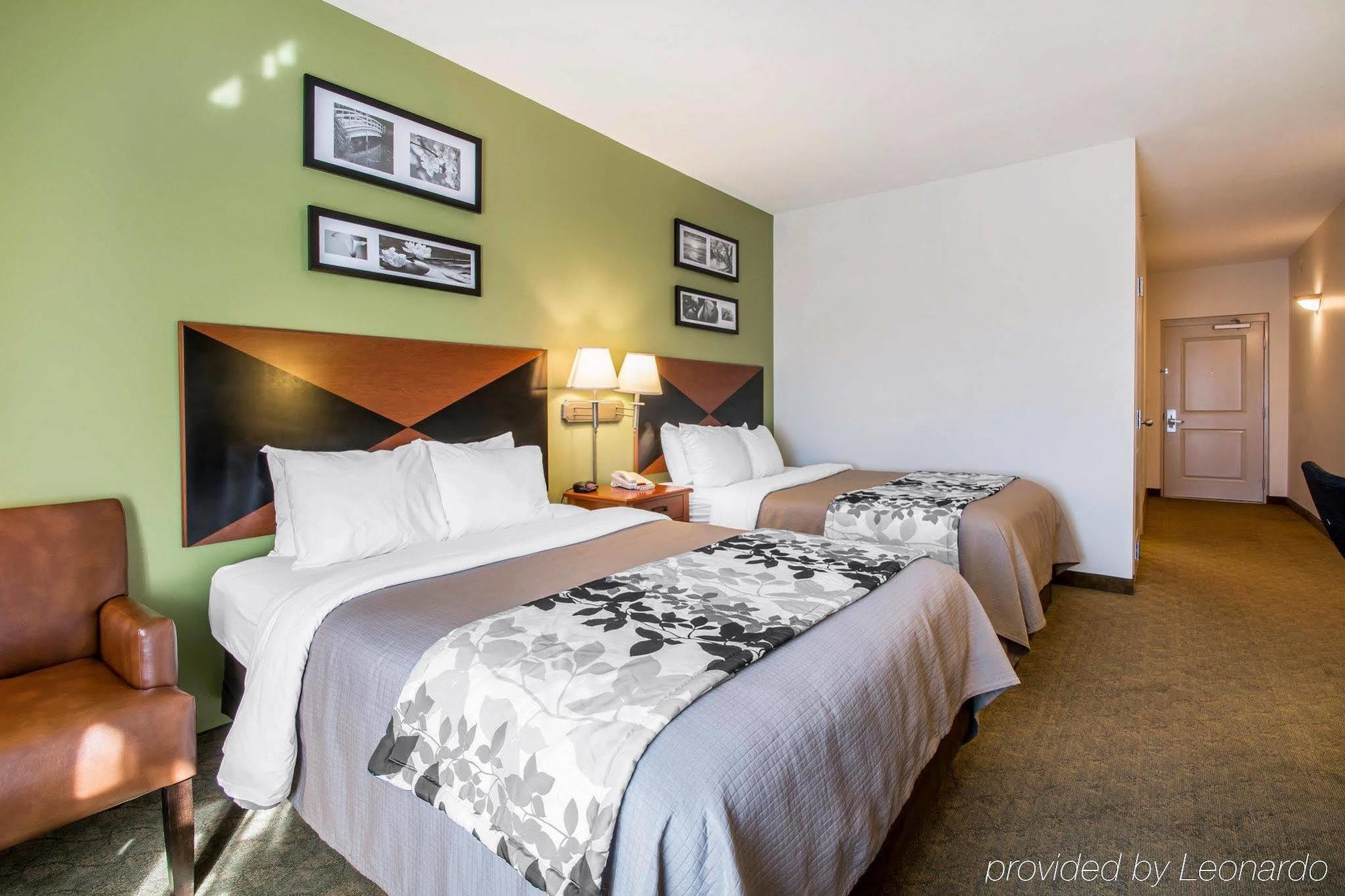 Garner Panama Northeast By Ihg Hotel