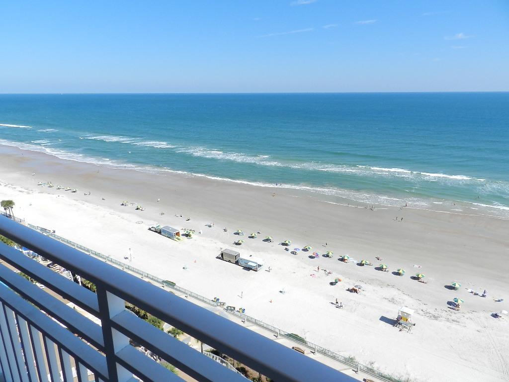 2 Bedroom Direct Oceanfront Wyndham Ocean Walk - Daytona Funland 1601 * Daytona Beach