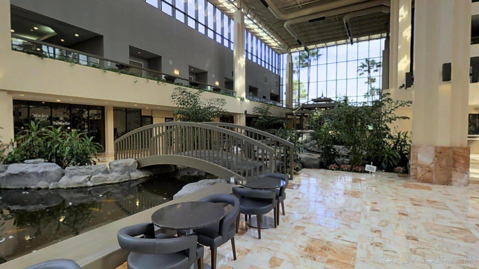 Hotel Embassy By Hilton Palm Gardens Pga Boulevard 4*