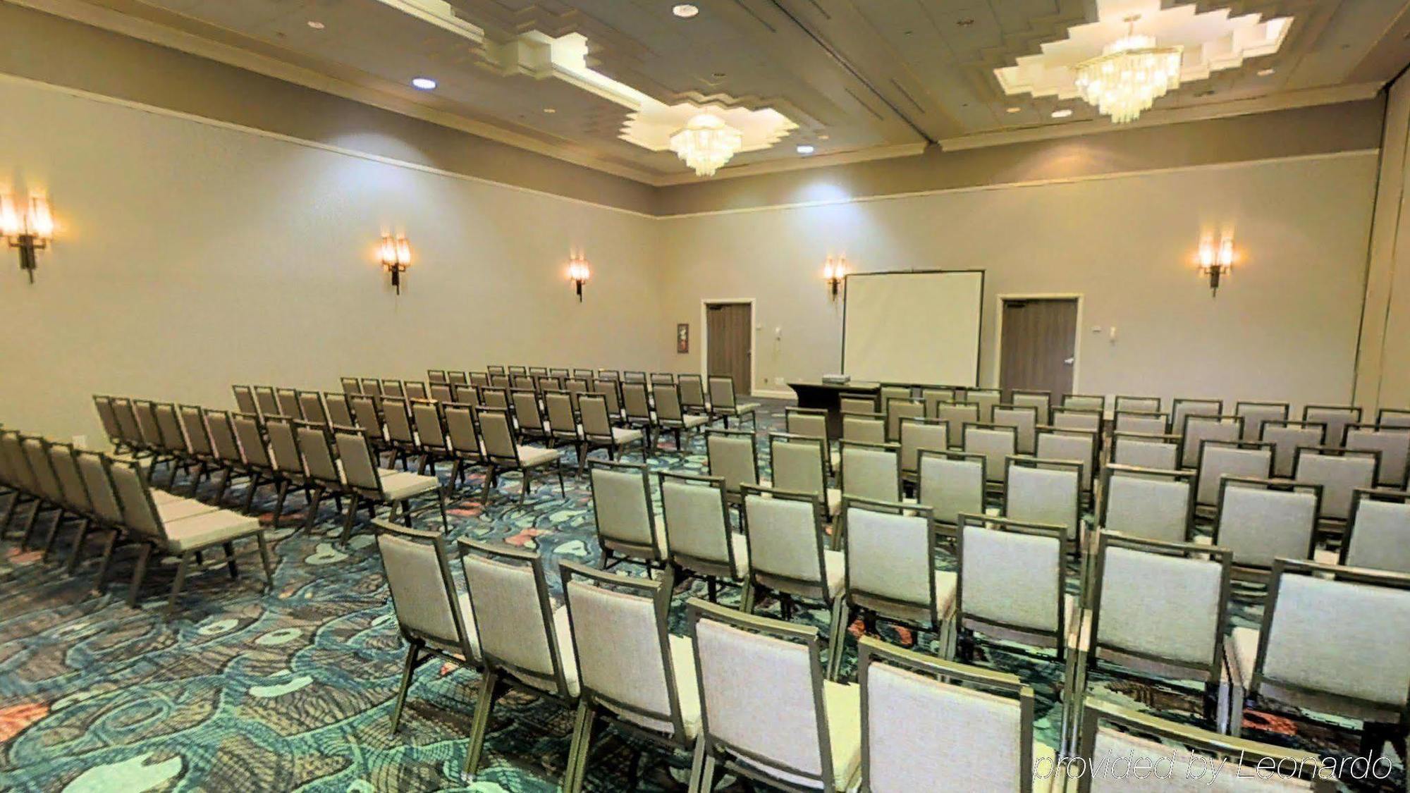 Embassy By Hilton Palm Gardens Pga Boulevard 4*