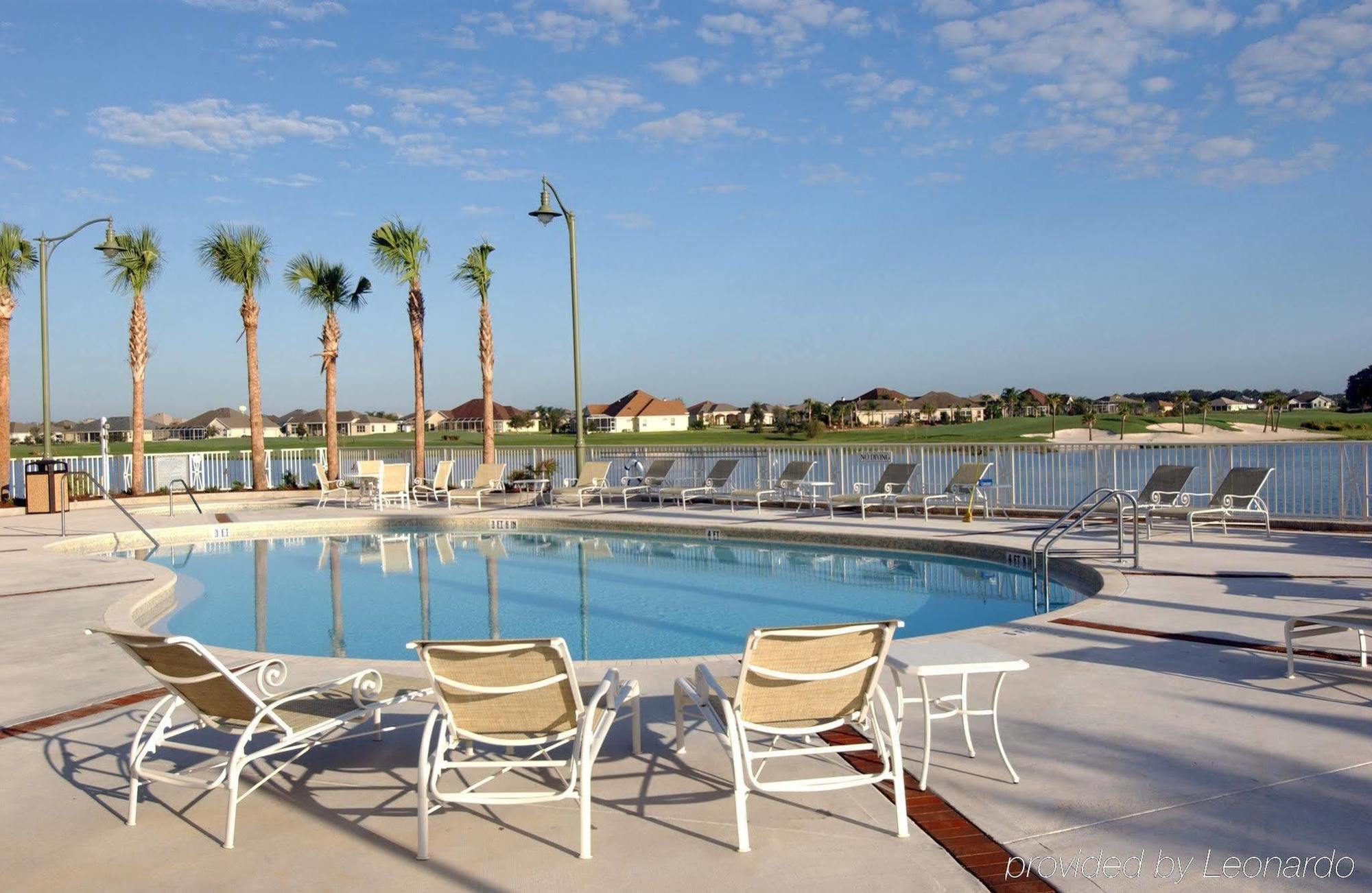 Hotel The Waterfront 3*