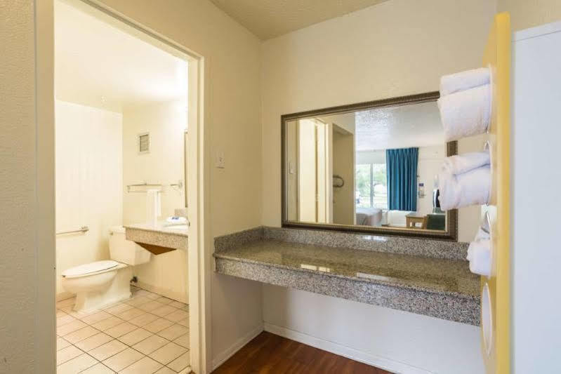 Inn Quality Weeki Wachee