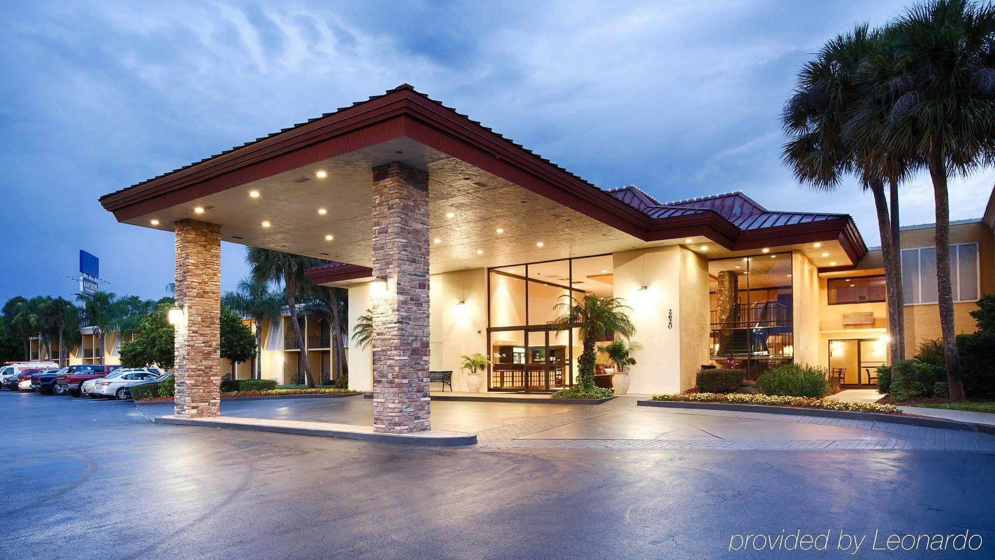 Hotel Baymont By Wyndham Daytona - Intl Speedway