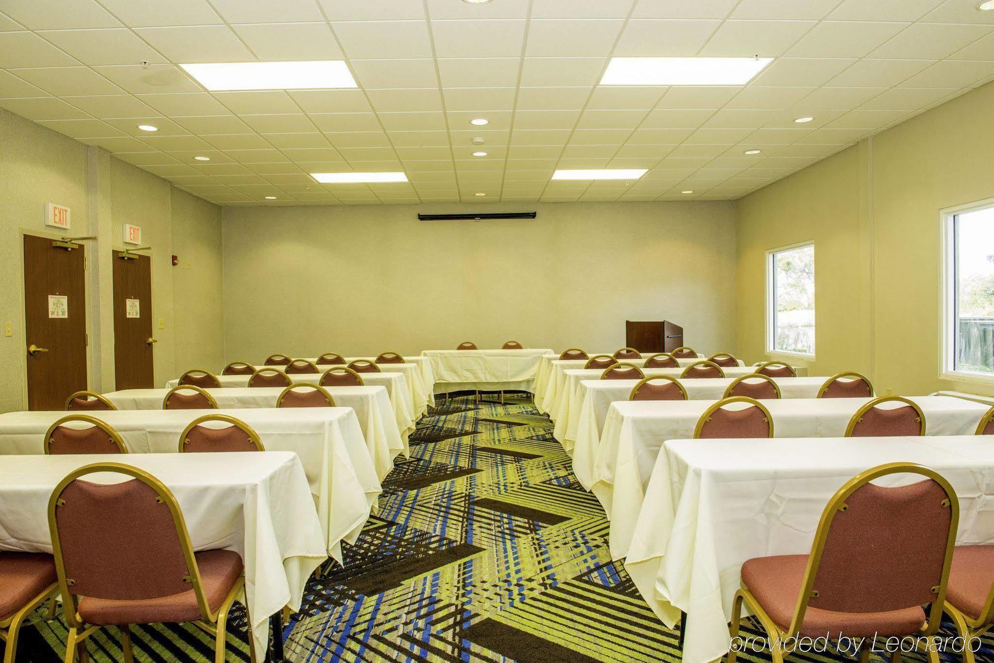 Hotel Express North / I-275 By Ihg 2*