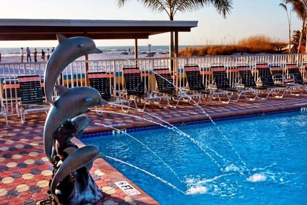 Plaza - Beachfront 3*
