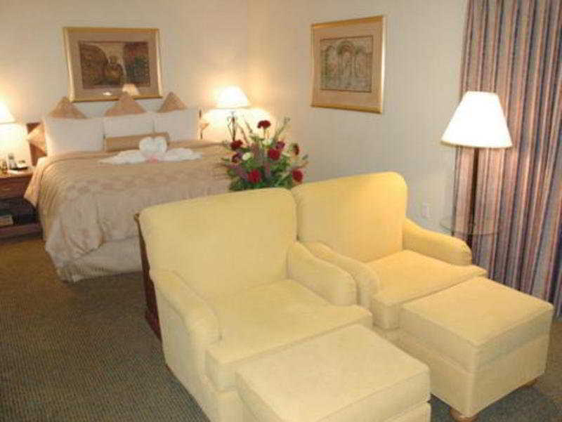 Chase Rocky Point Hotel