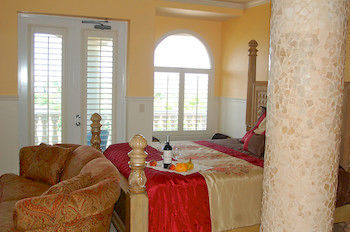Pearl Of The Sea Luxury 4*