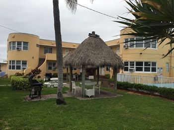 Seaside 3*