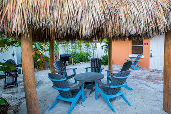 Siesta Key Beachside *