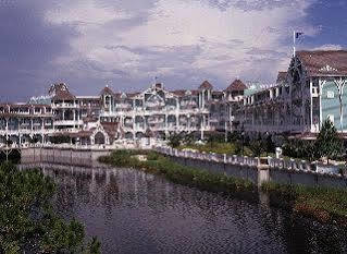 Disney's Club Hotel 4*