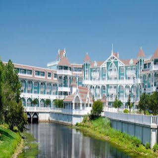 Hotel Disney's Club 4*