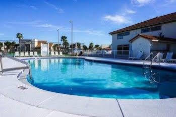 Horizon South By Counts-oakes 3*