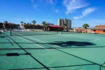 Horizon South By Counts-oakes 3*