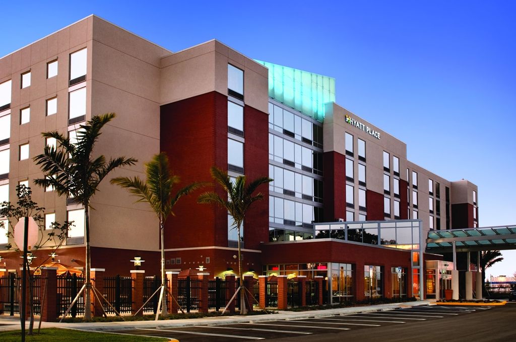 Hyatt Place Lauderdale Airport/cruise Port 3*